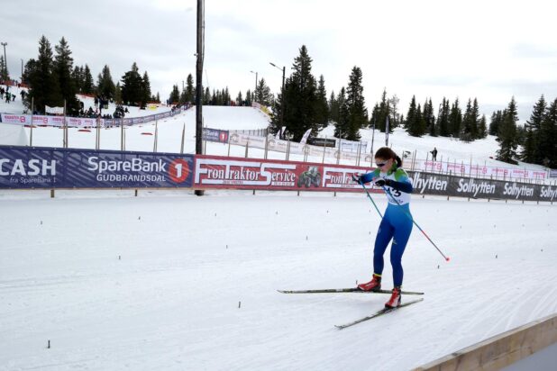 reklamebanner på en idrettsarena