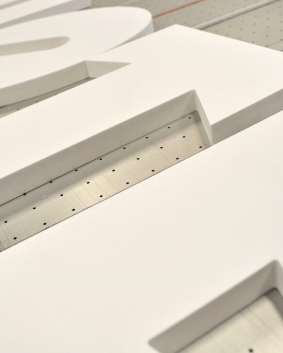 Fasadebokstaver for Fefor Høifjellshotell