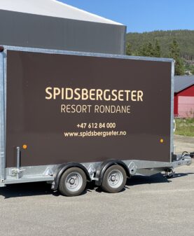 logo på tilhenger