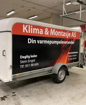 helfolie på side av henger