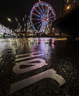 Ibsensitater i gaten Karl Johan i Oslo