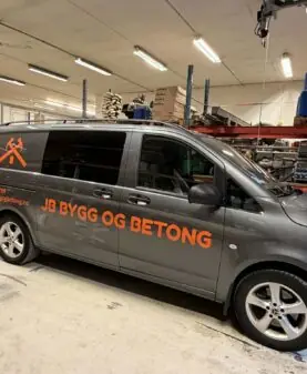 Logo på varebil