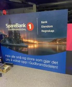 innendørs skiltplakat for sparebank1
