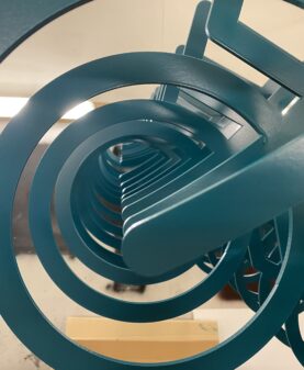 sykkelsiluetter i friske sommerfarger til Ringebu sentrum